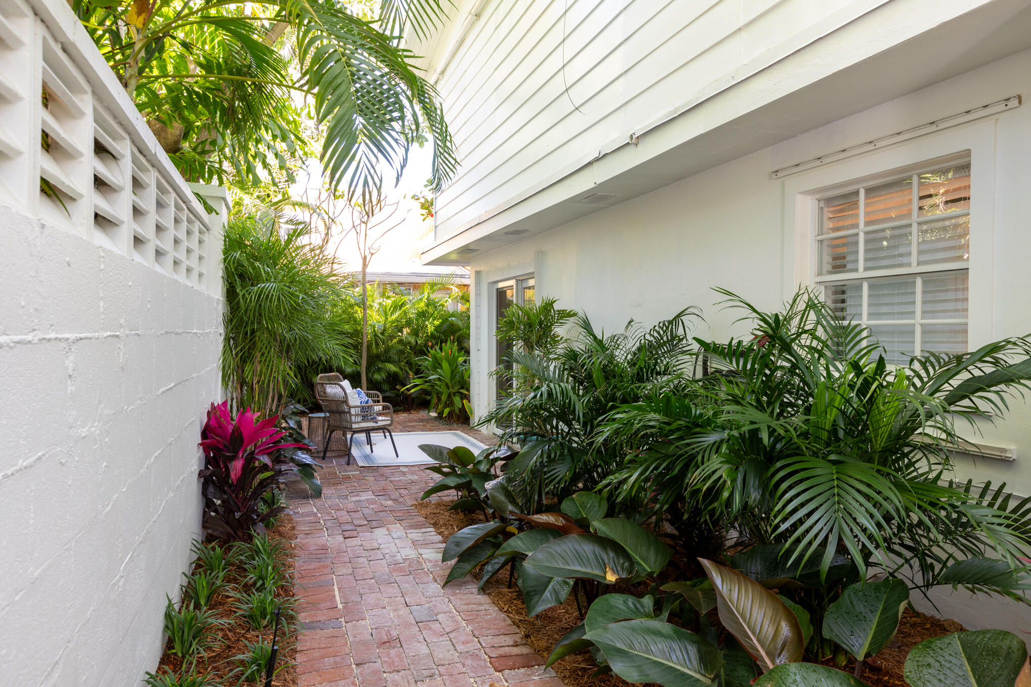 1701 Atlantic Blvd Key West, FL 33040