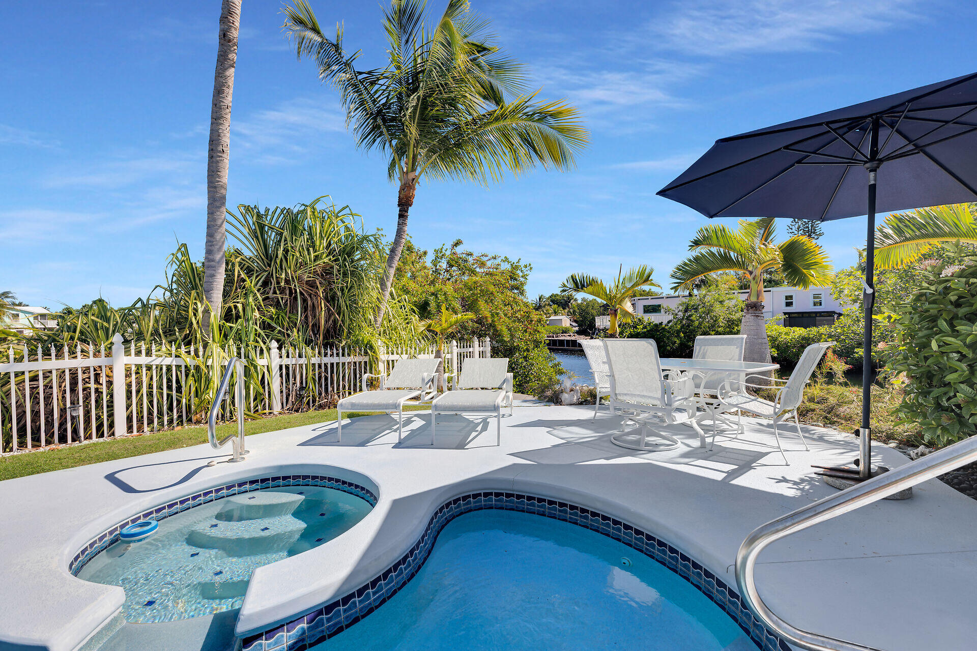 1481 Sugarloaf Blvd Sugarloaf Key, FL 33042