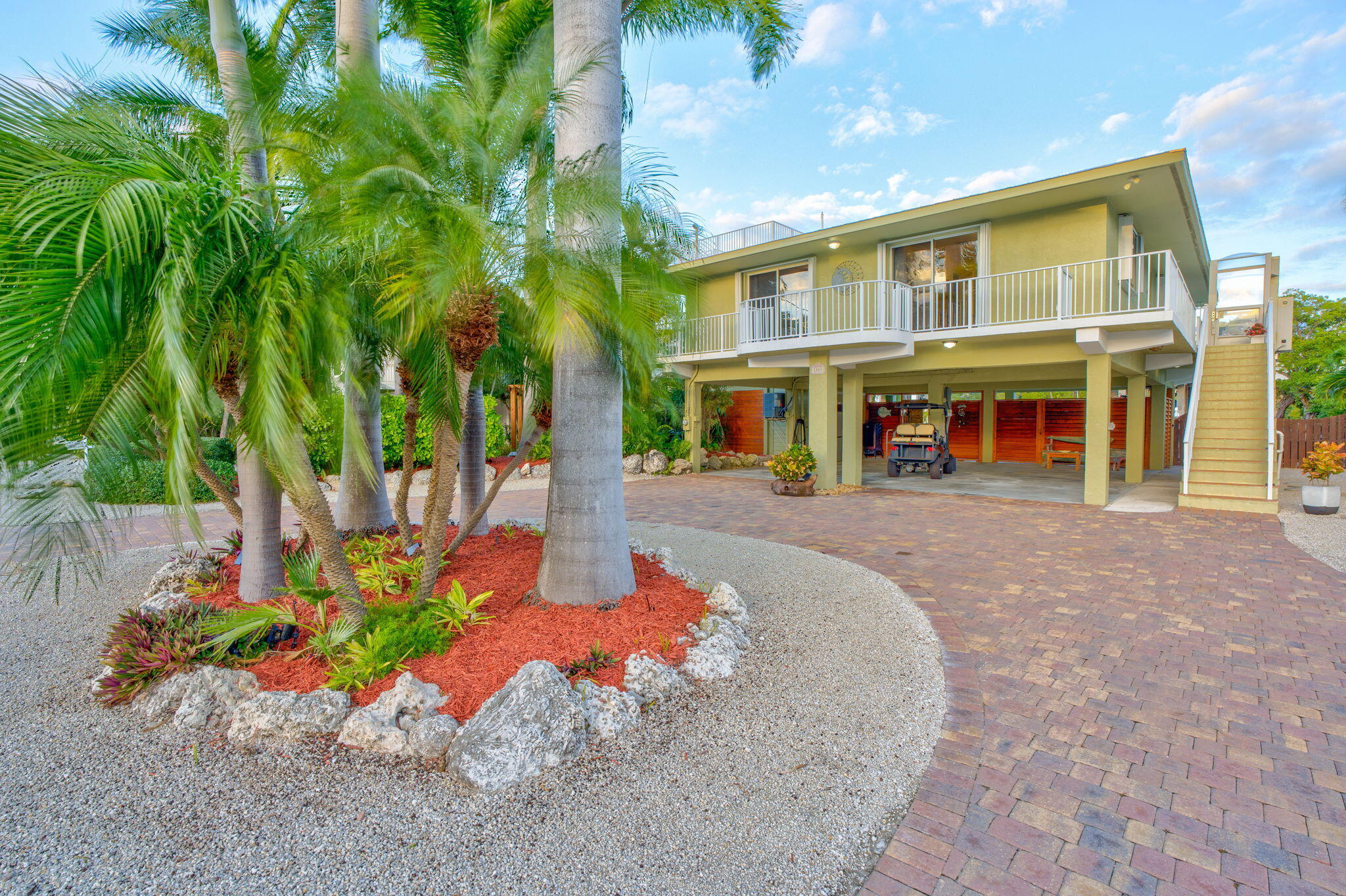 1163 De Lussan Ln Cudjoe Key, FL 33042