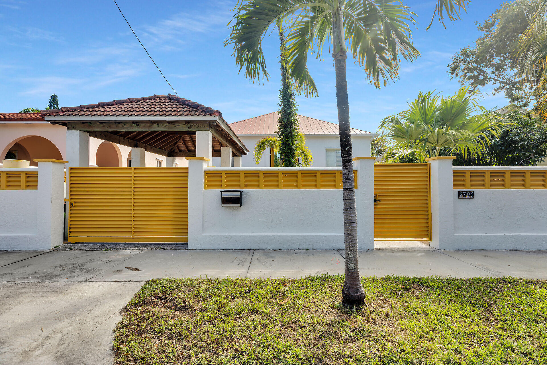 3700 Eagle Ave Key West, FL 33040