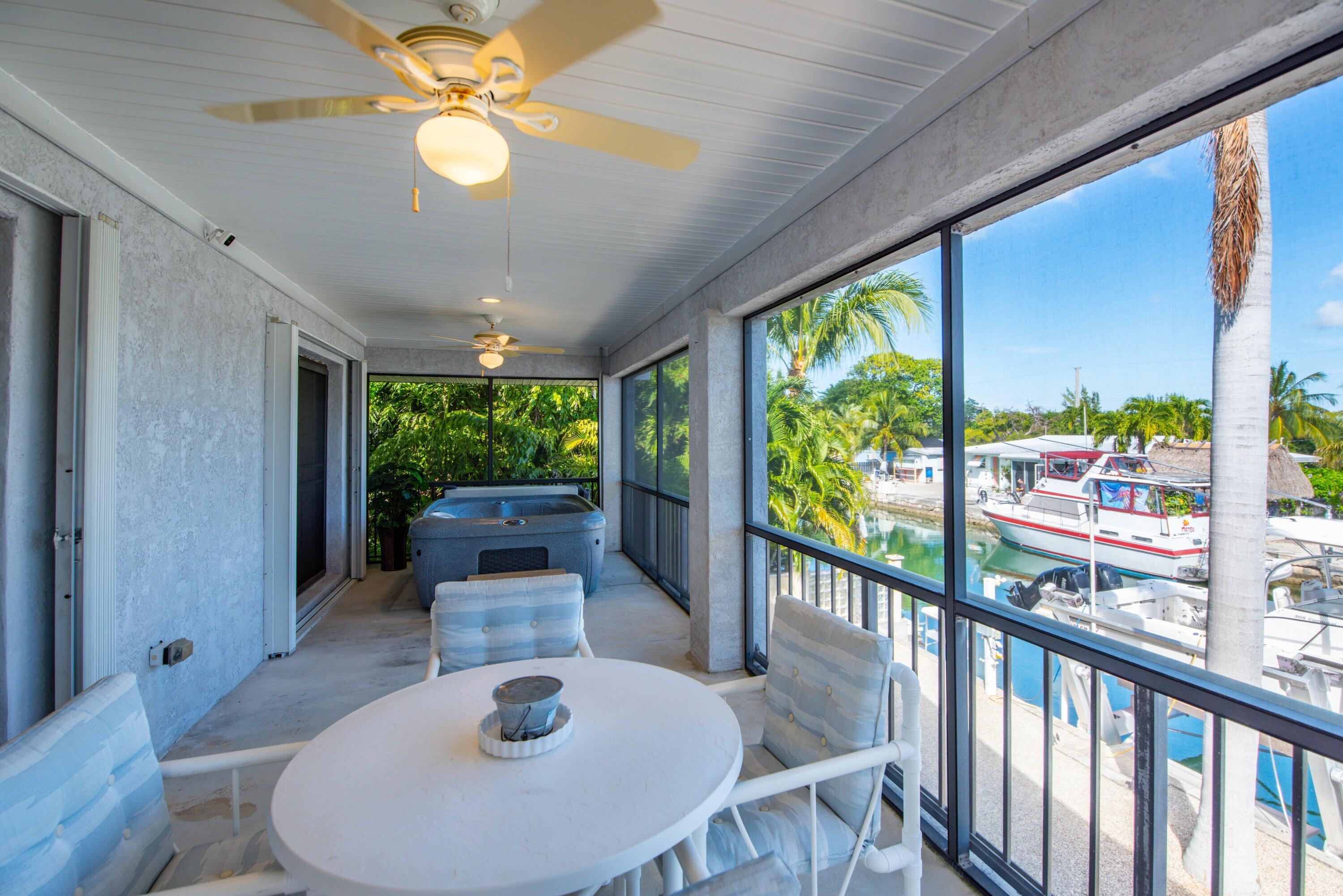 857E Caribbean Dr Summerland Key, FL 33042