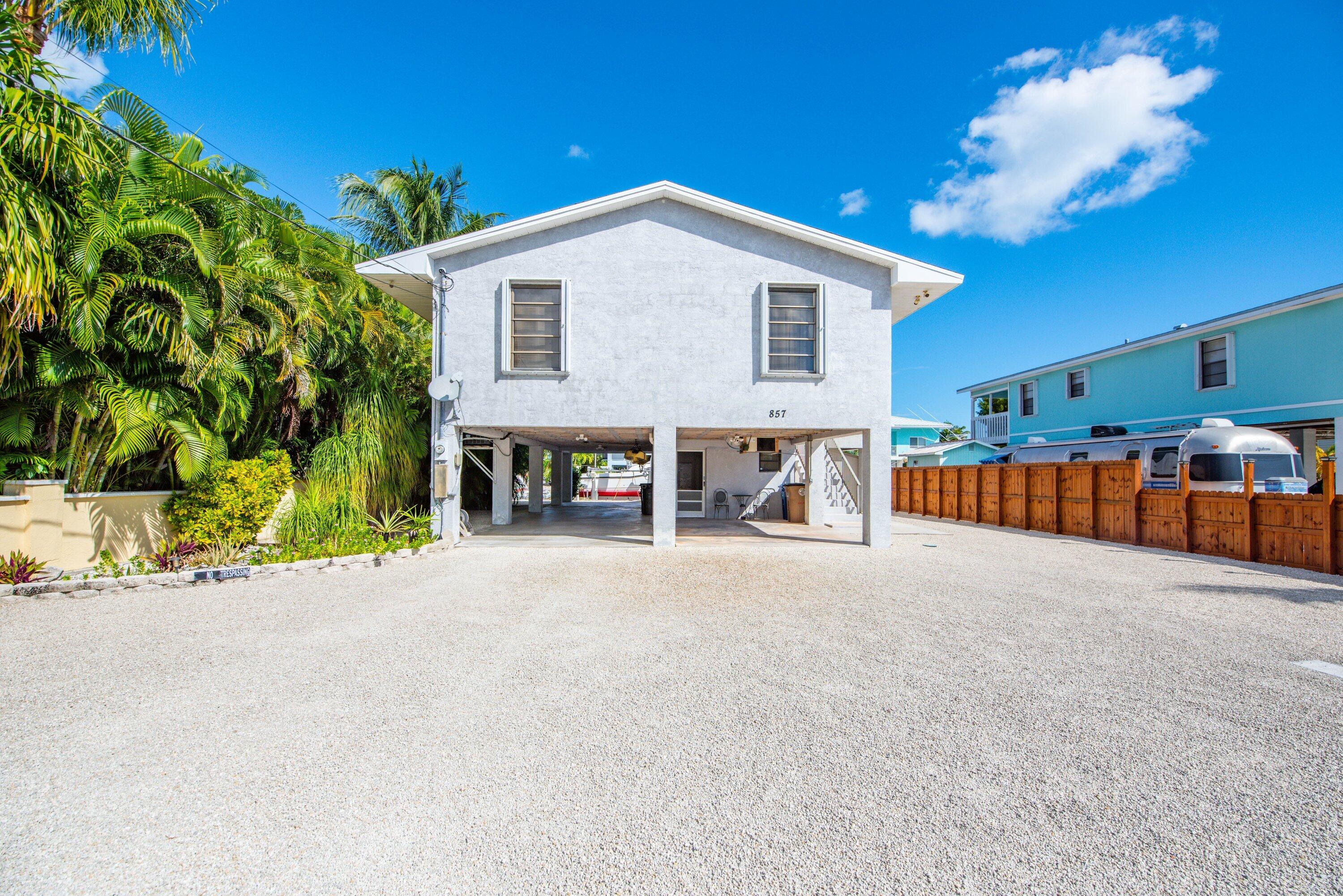 857E Caribbean Dr Summerland Key, FL 33042