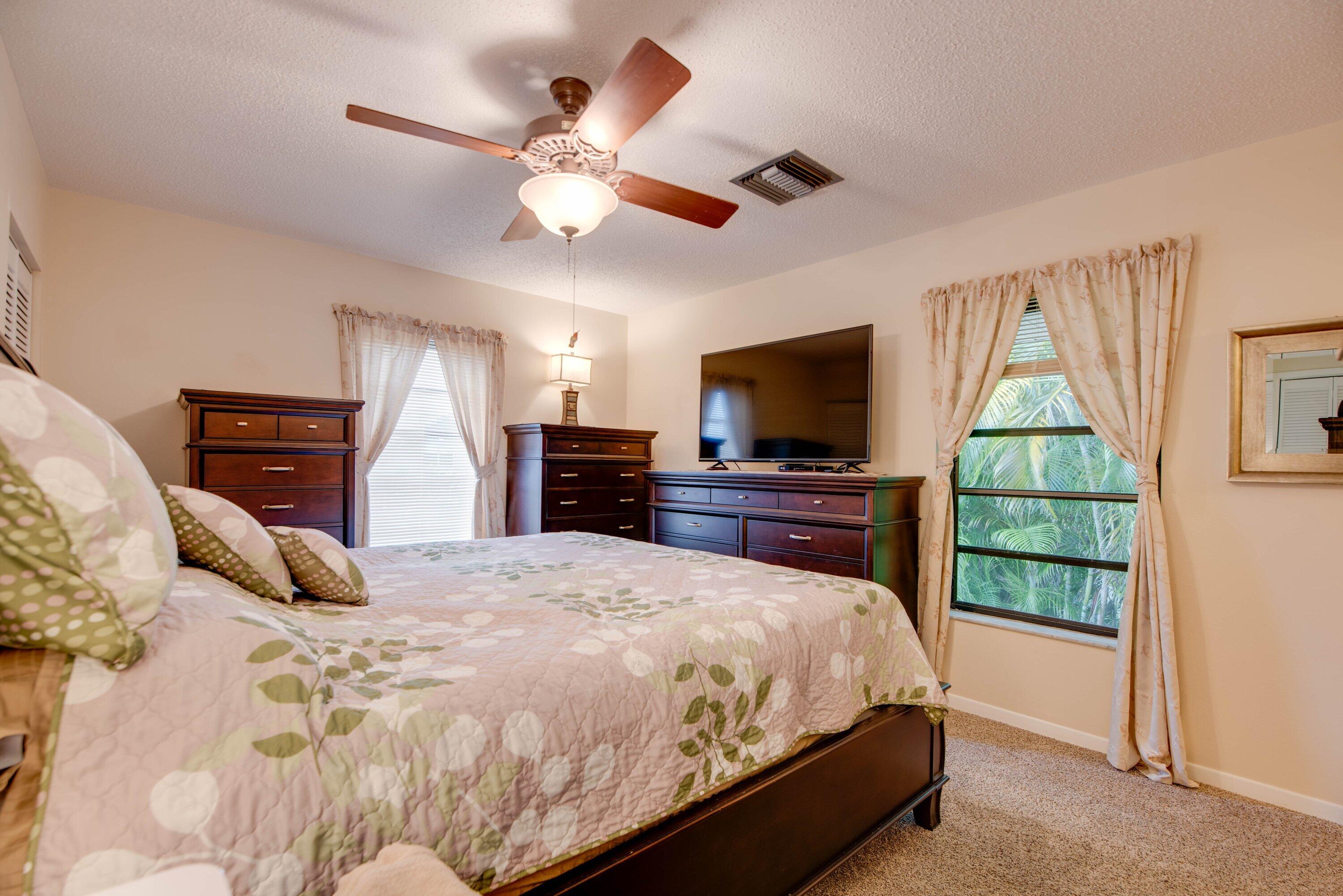 857E Caribbean Dr Summerland Key, FL 33042