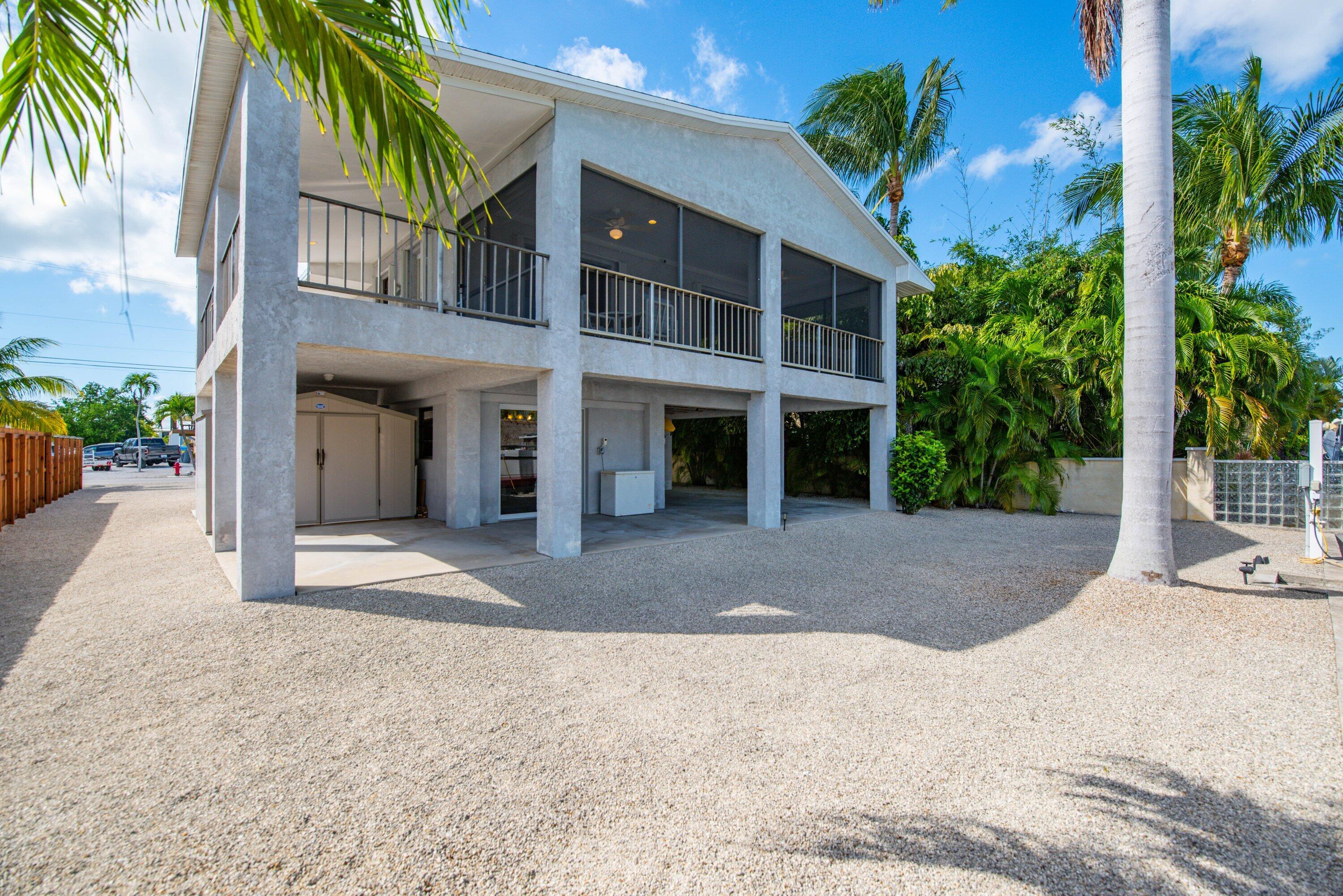 857E Caribbean Dr Summerland Key, FL 33042