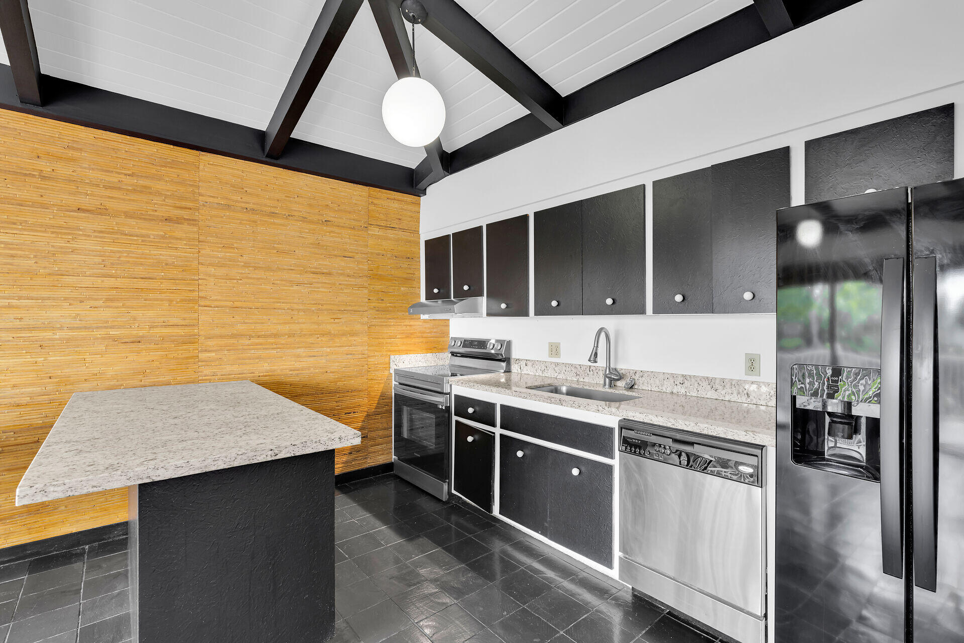 1 Ocean E Dr Marathon, FL 33050