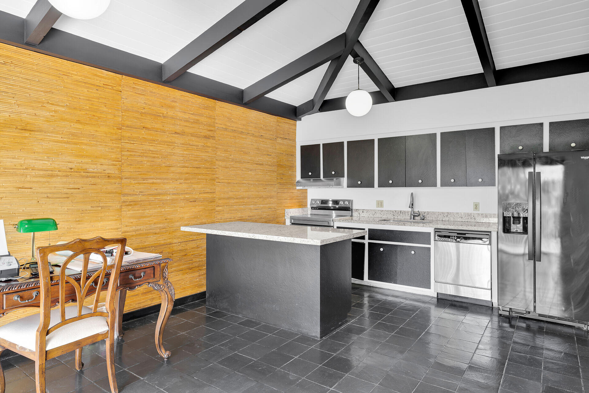 1 Ocean E Dr Marathon, FL 33050