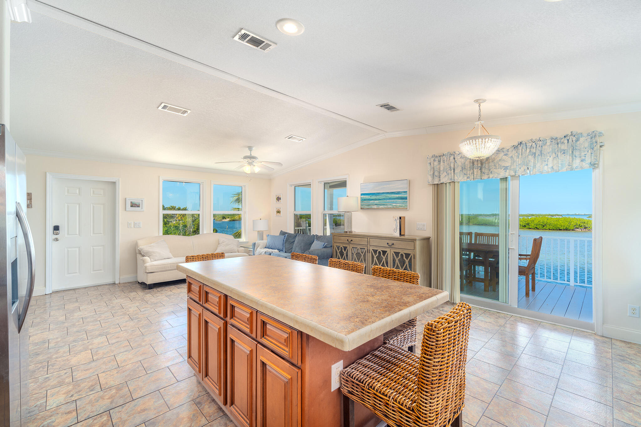 1370 Long Bch Dr Big Pine Key, FL 33043