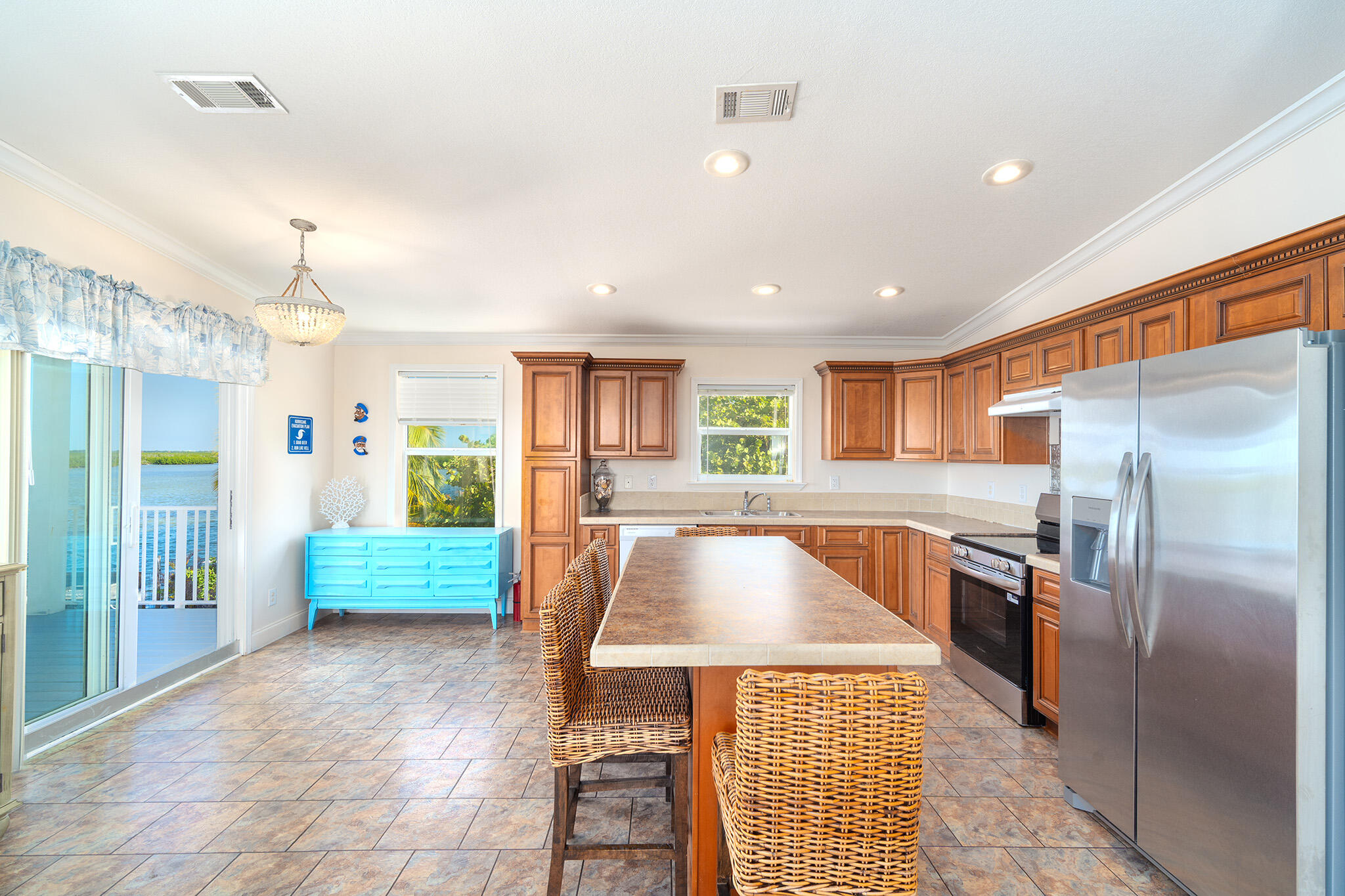 1370 Long Bch Dr Big Pine Key, FL 33043