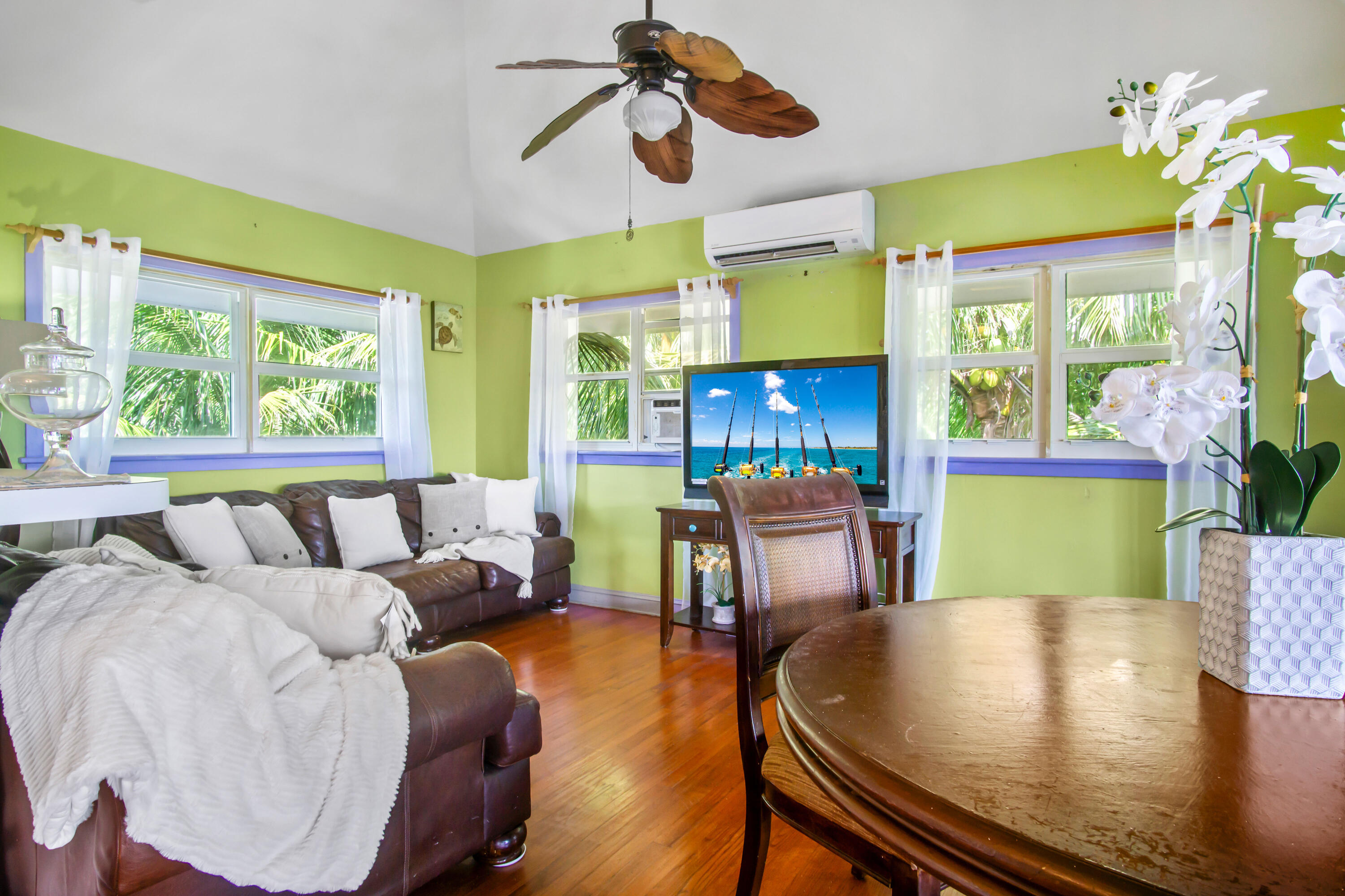 125 Colson Dr Cudjoe Key, FL 33042