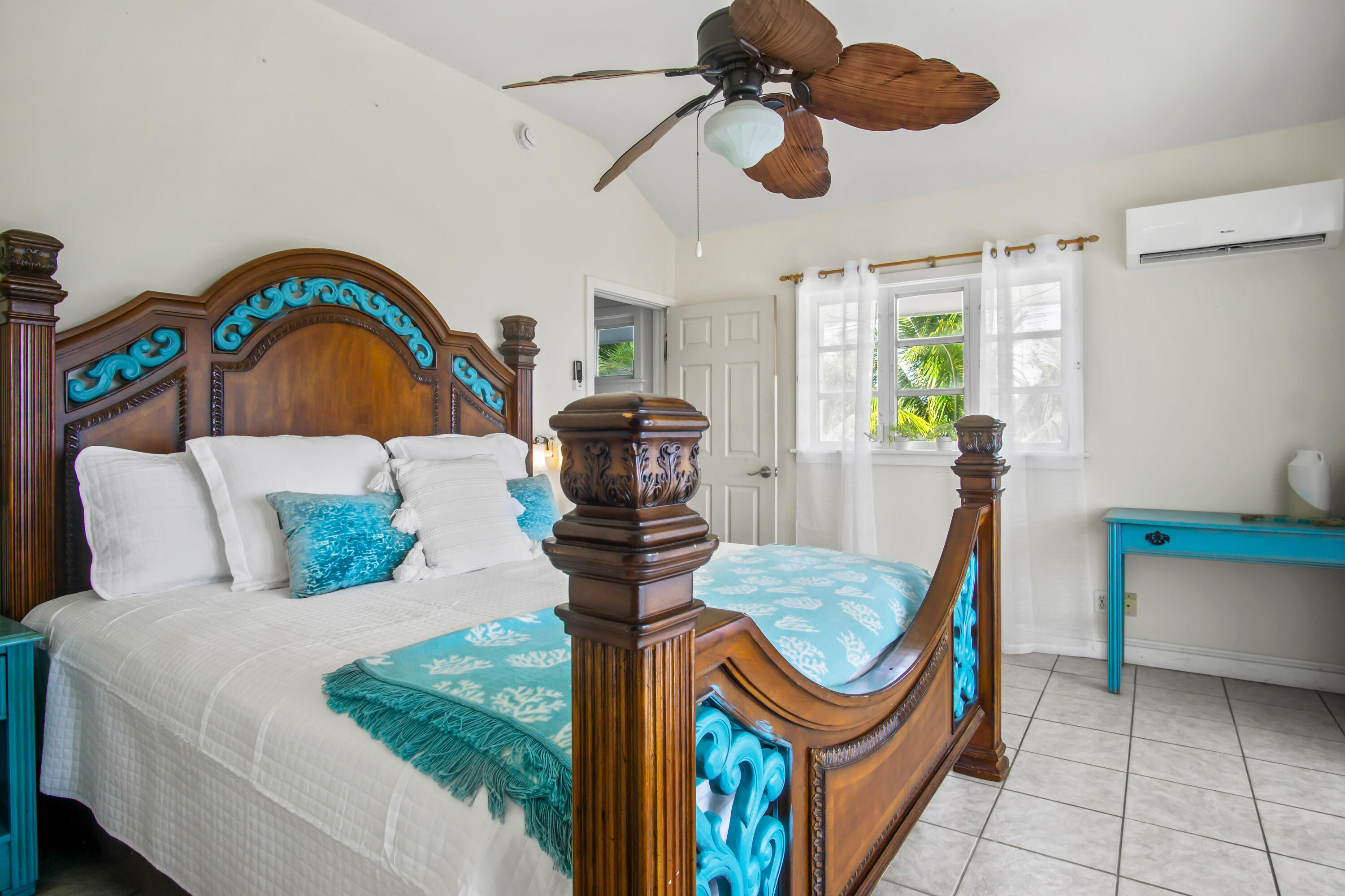 125 Colson Dr Cudjoe Key, FL 33042