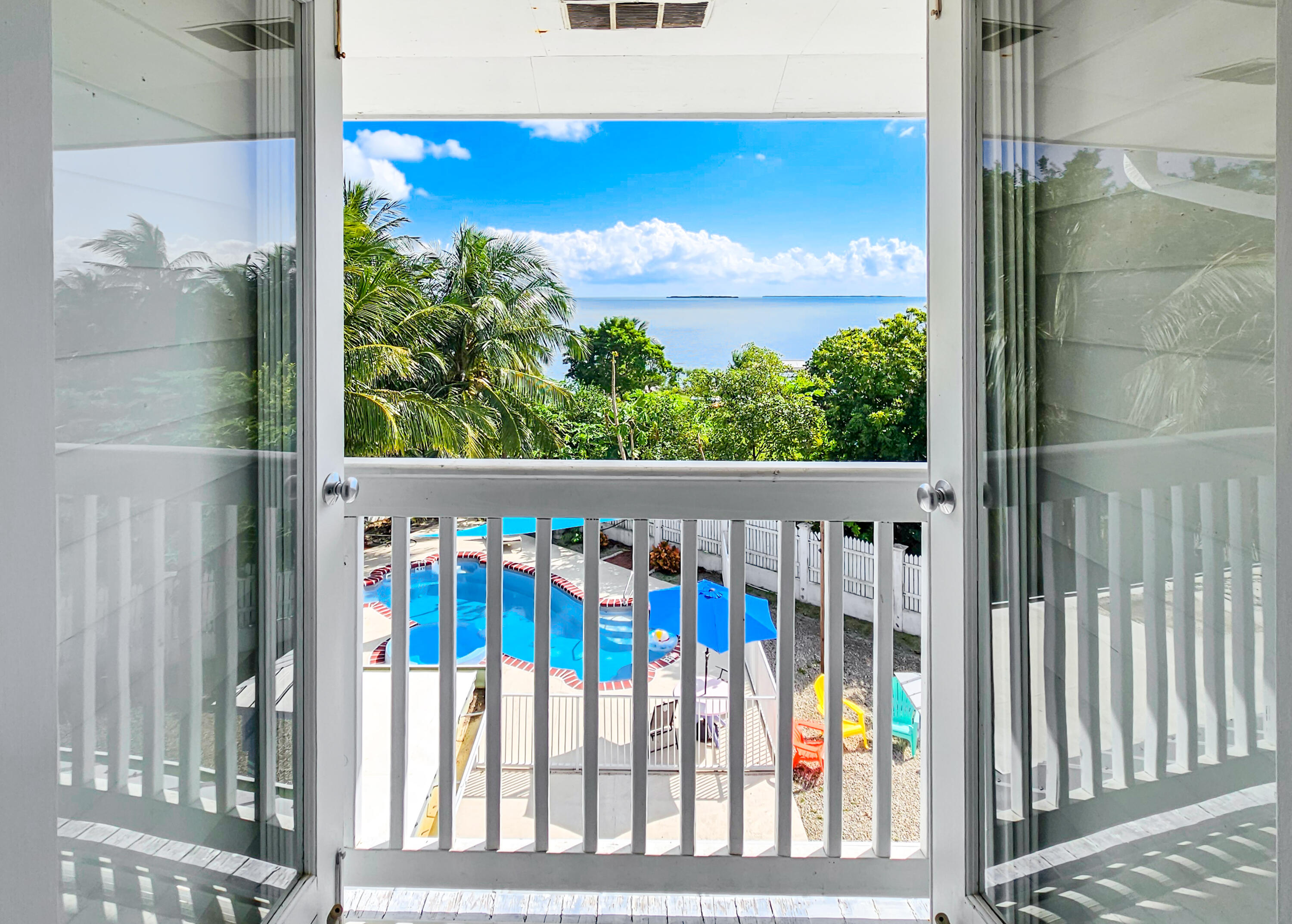 125 Colson Dr Cudjoe Key, FL 33042