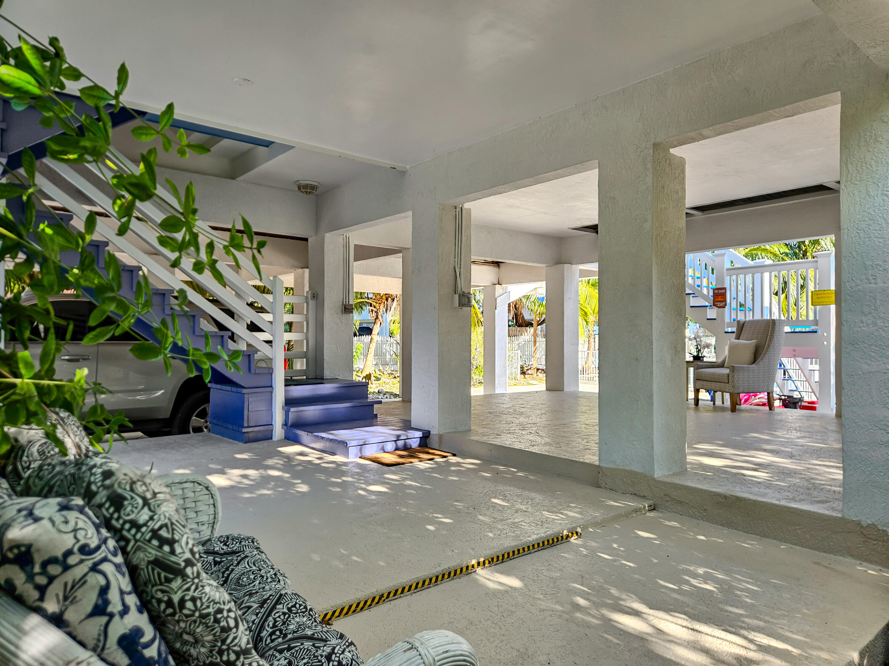 125 Colson Dr Cudjoe Key, FL 33042