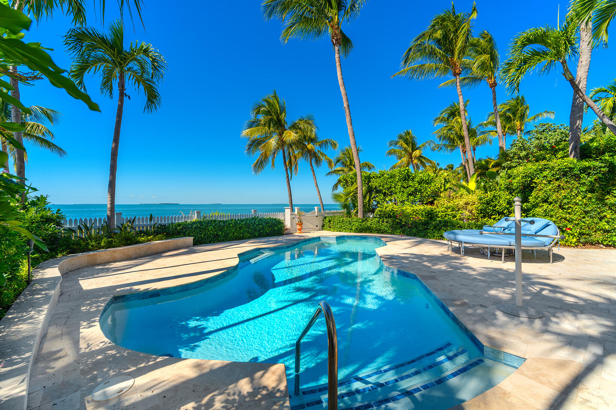 16 Sunset Key Dr Key West, FL 33040