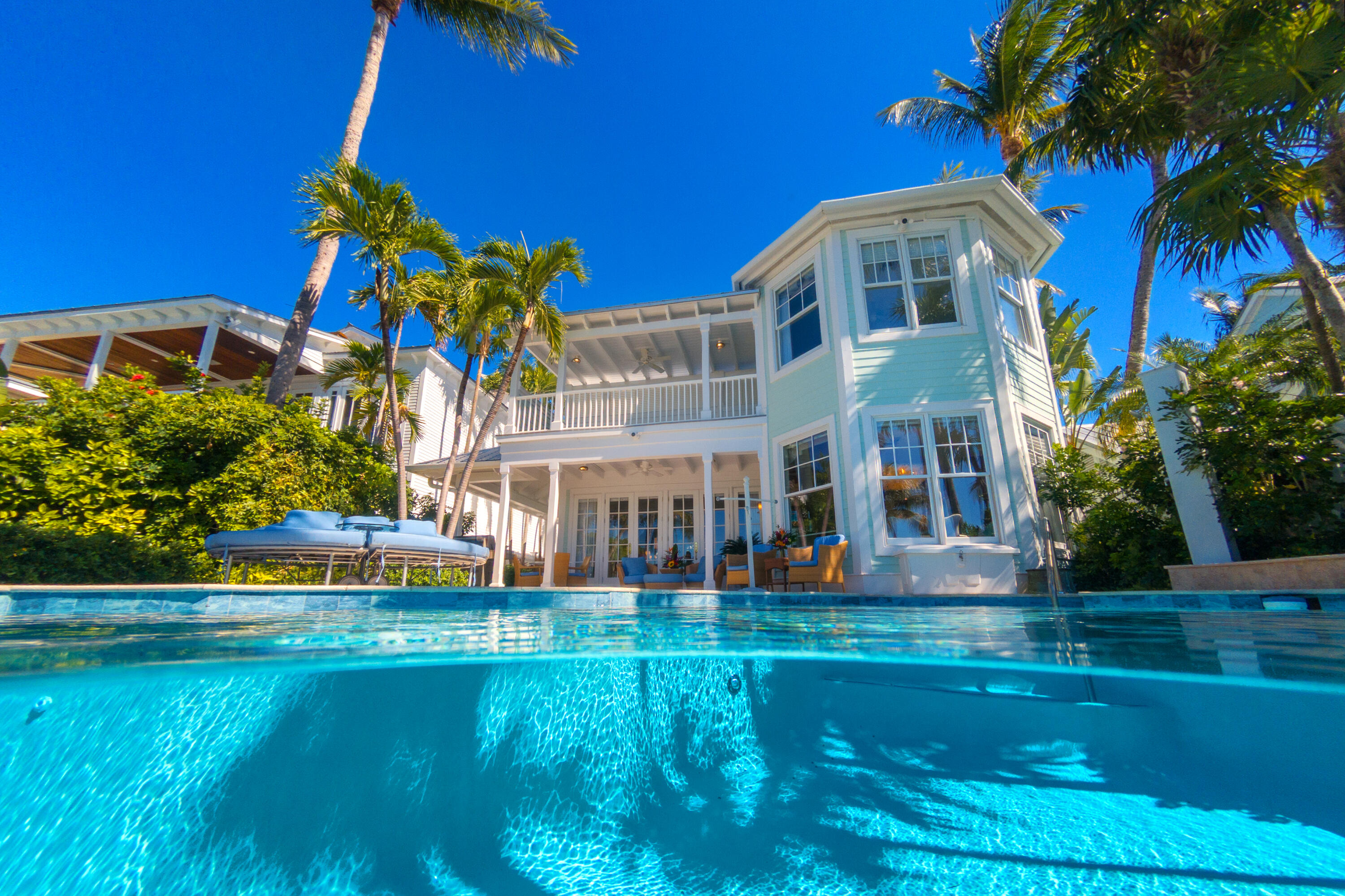 16 Sunset Key Dr Key West, FL 33040