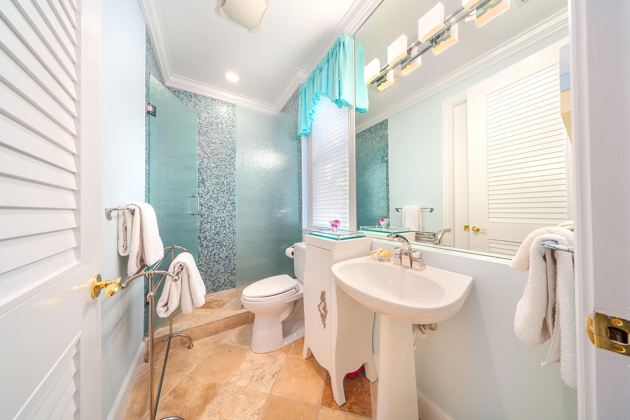 16 Sunset Key Dr Key West, FL 33040