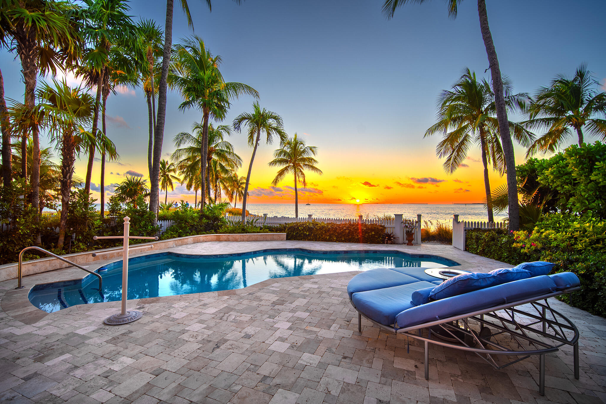 16 Sunset Key Dr Key West, FL 33040