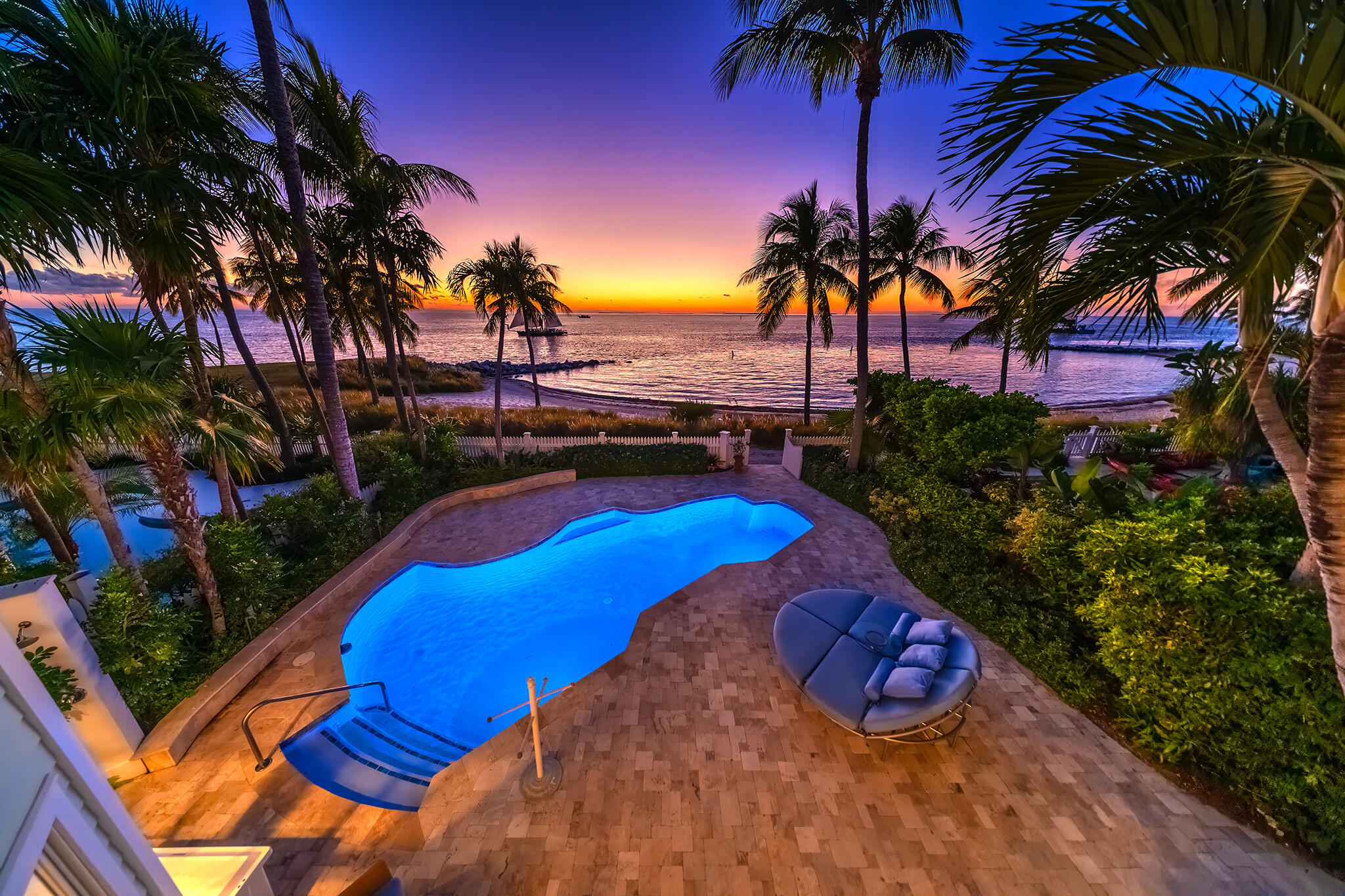 16 Sunset Key Dr Key West, FL 33040