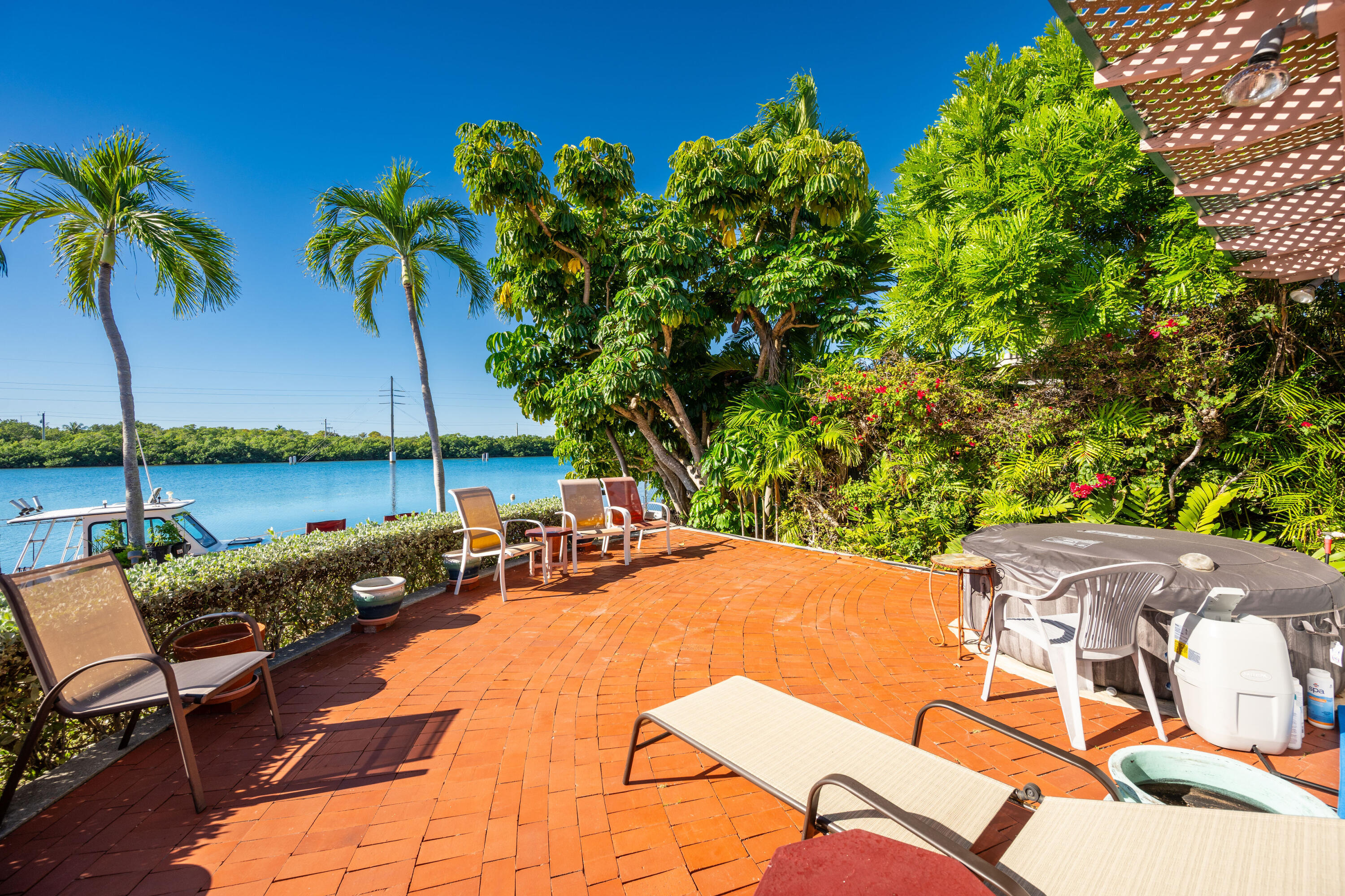 103 Key Hvn Rd Key Haven, FL 33040