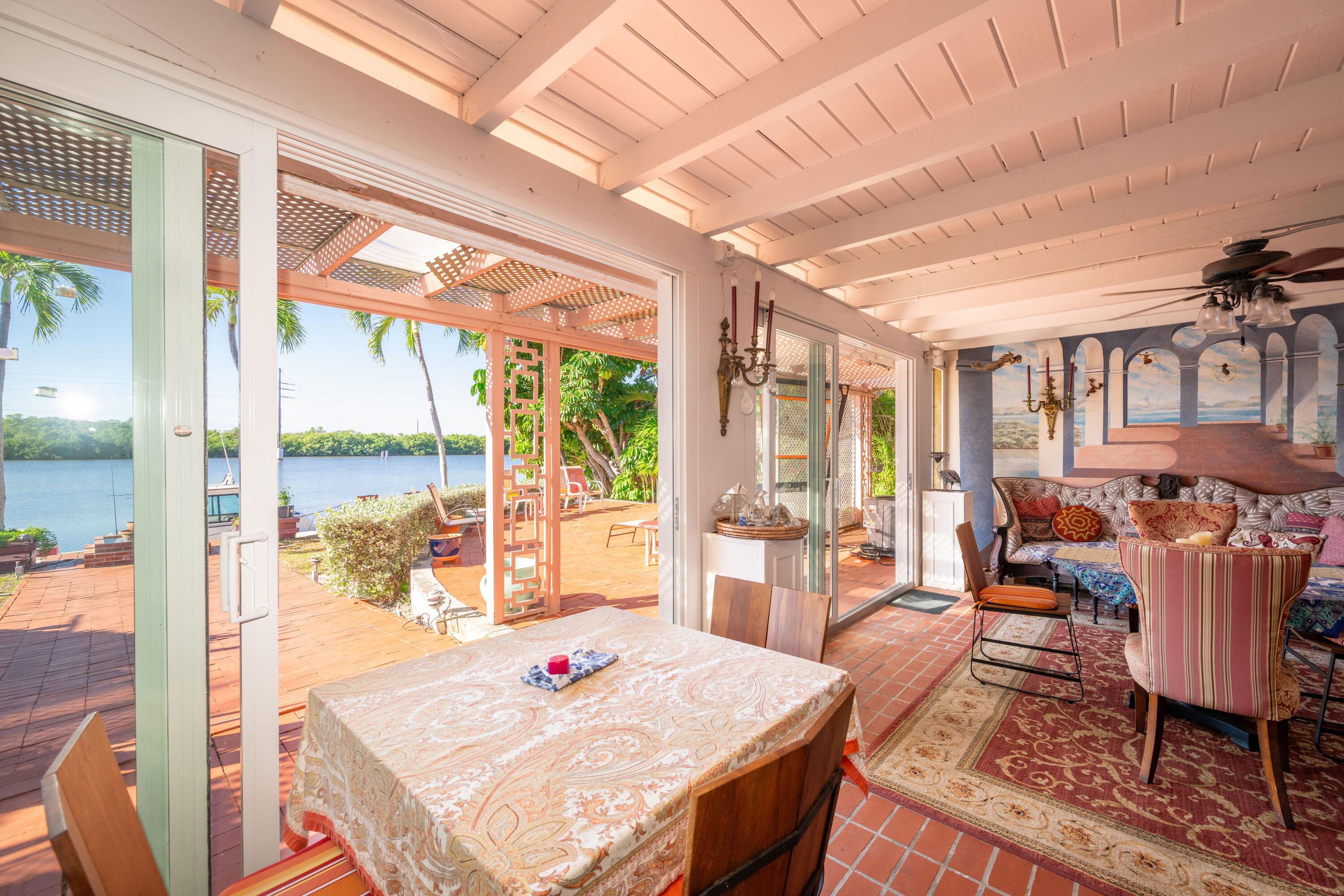 103 Key Hvn Rd Key Haven, FL 33040